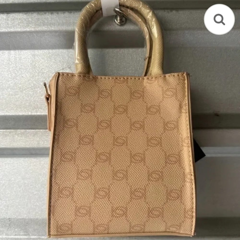 Bebe Gianna Monogram Crossbody Beige NWT - Picture 2 of 6